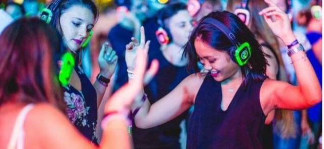Silent Disco Feest met DJ