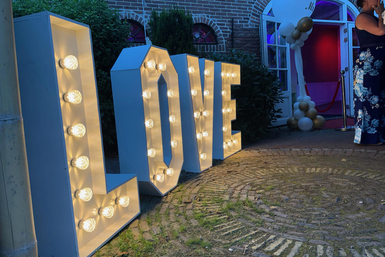 Love (1)