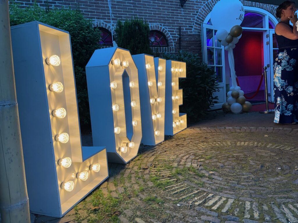 XL Lichtletters LOVE